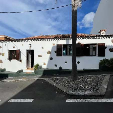 Emblematica Casa Rural Con Wifi En El Sauzal Tenerife بيت للعطل ساوزال