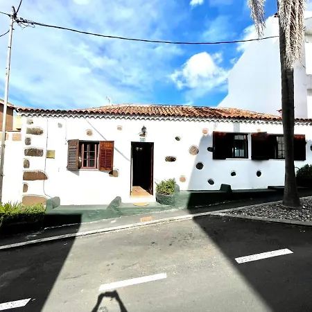 Emblematica Casa Rural Con Wifi En El Sauzal Tenerife بيت للعطل