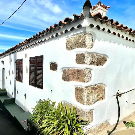بيت للعطل Emblematica Casa Rural Con Wifi En El Sauzal Tenerife ساوزال