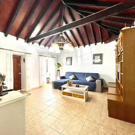 بيت للعطل Emblematica Casa Rural Con Wifi En El Sauzal Tenerife ساوزال