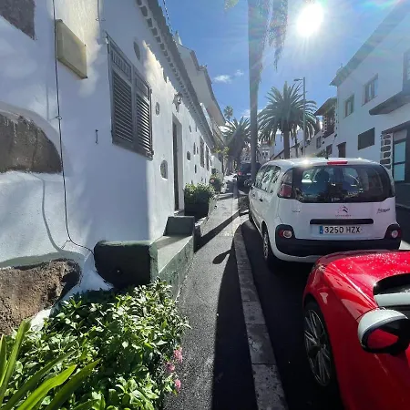 Emblematica Casa Rural Con Wifi En El Sauzal Tenerife بيت للعطل *