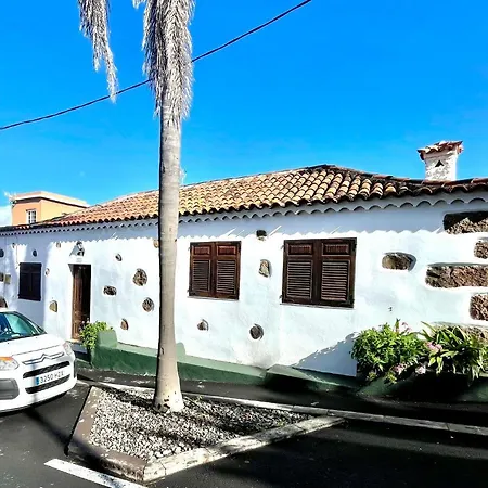 بيت للعطل Emblematica Casa Rural Con Wifi En El Sauzal Tenerife ساوزال