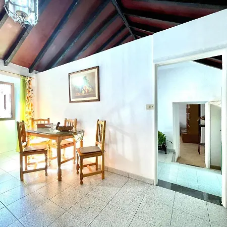 Emblematica Casa Rural Con Wifi En El Sauzal Tenerife Holiday home Sauzal